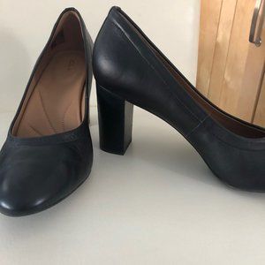 NWOT CLARKS Chryssa Ari  size 9.5